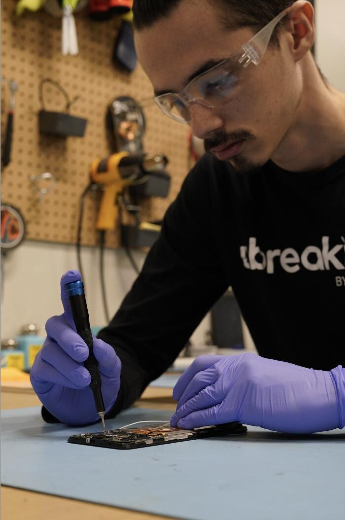 Images uBreakiFix - Phone and Computer Repair