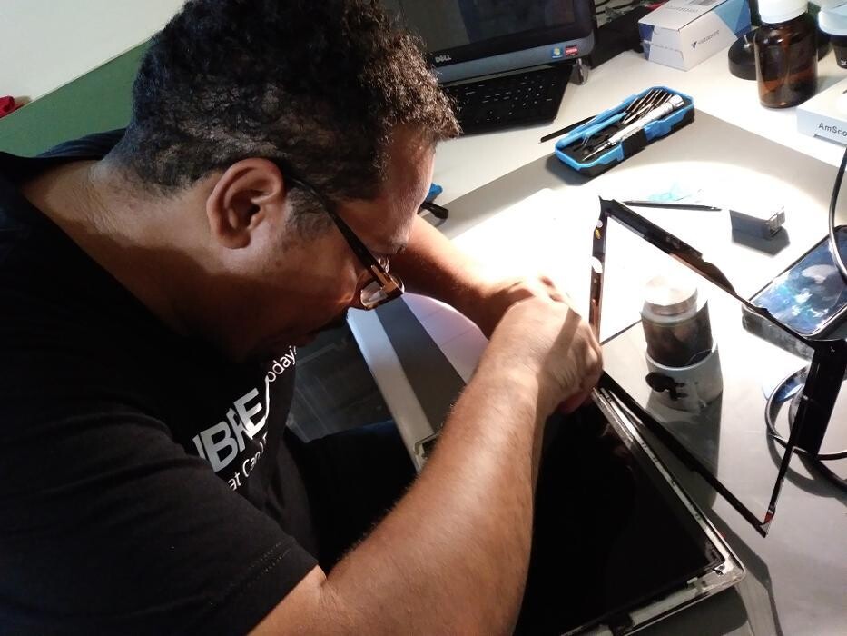 Images uBreakiFix - Phone and Computer Repair