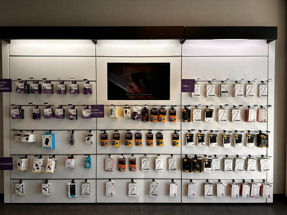 Images uBreakiFix - Phone and Computer Repair