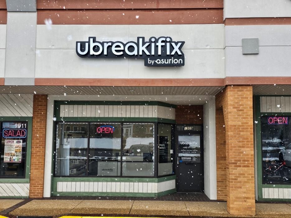 Images uBreakiFix - Phone and Computer Repair
