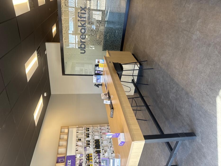 Images uBreakiFix - Phone and Computer Repair
