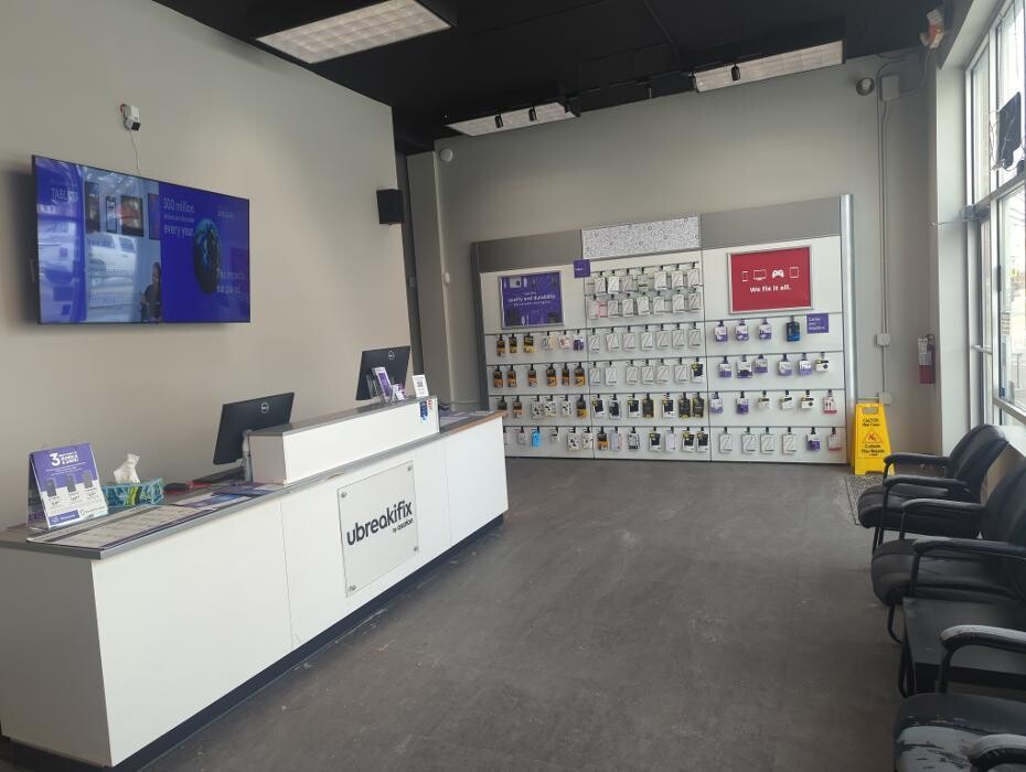 Images uBreakiFix - Phone and Computer Repair
