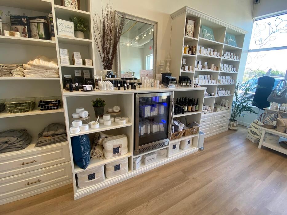Images AVNS Boutique & Apple Valley Natural Soap