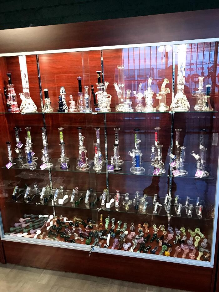 Images Hi Life Smoke & Vapor Shop 2
