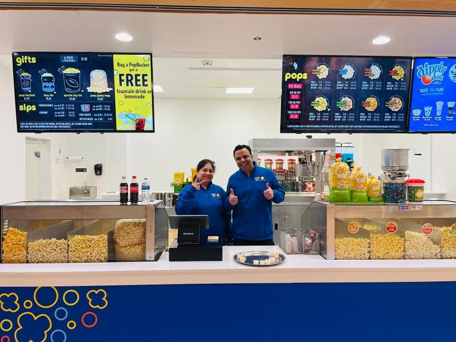 Images Dippin' Dots & Doc Popcorn: Ridgedale Center