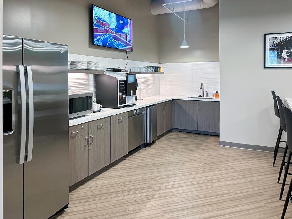 Images Regus Enterprise Circle