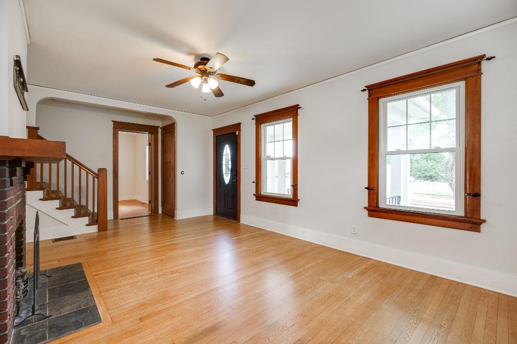Images Dana Ward Realty