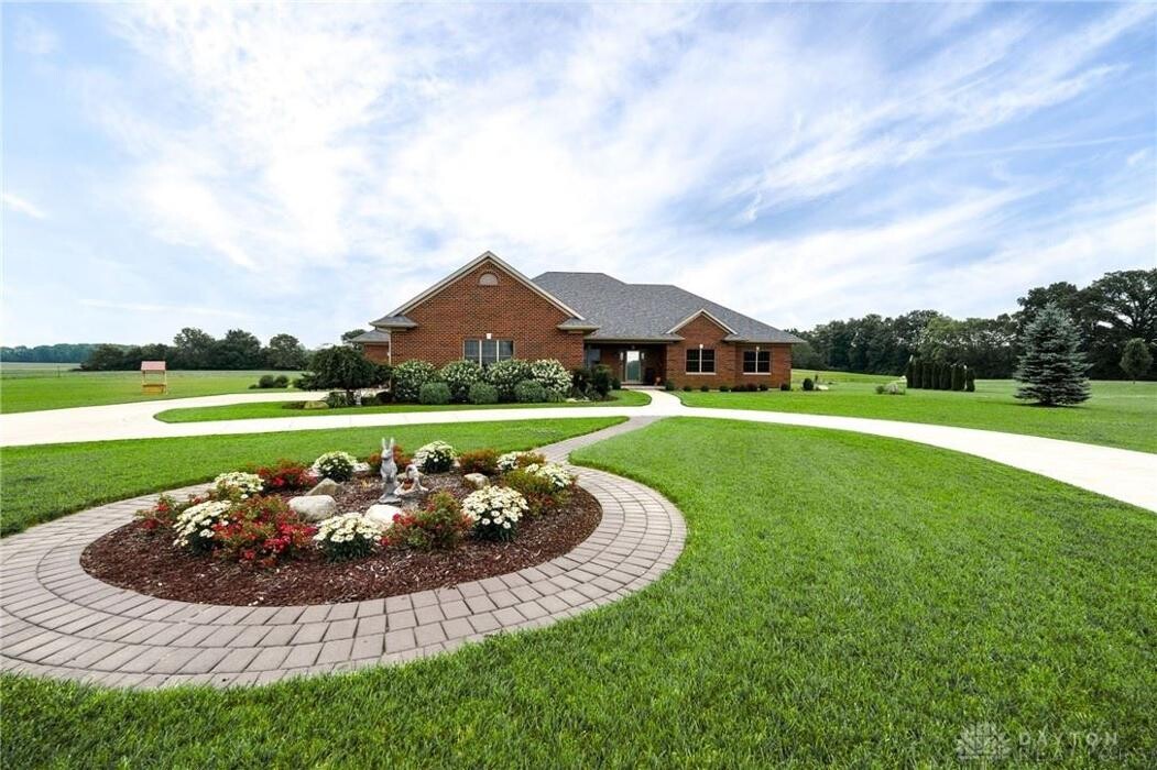 Images Dana Ward Realty