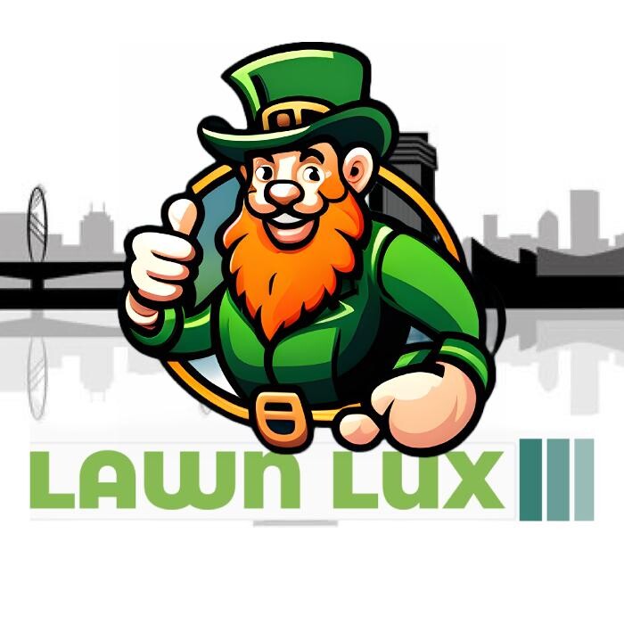 LawnLux Logo