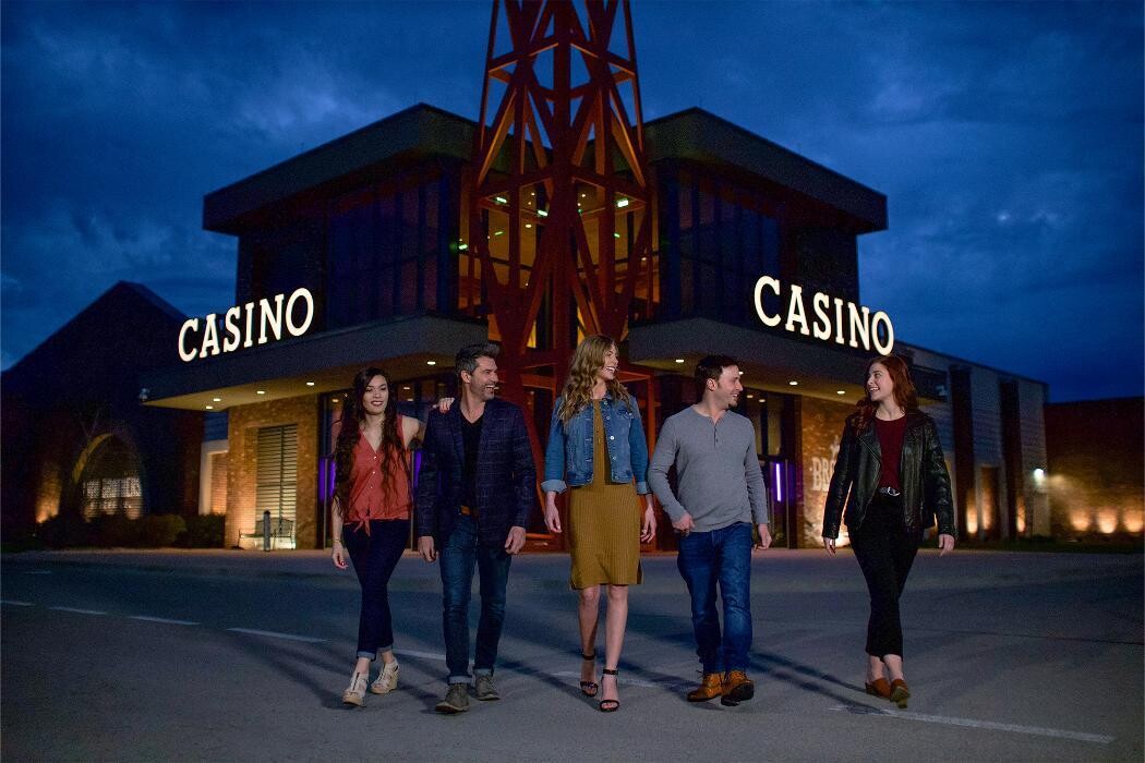 Images Kansas Crossing Casino and Hotel