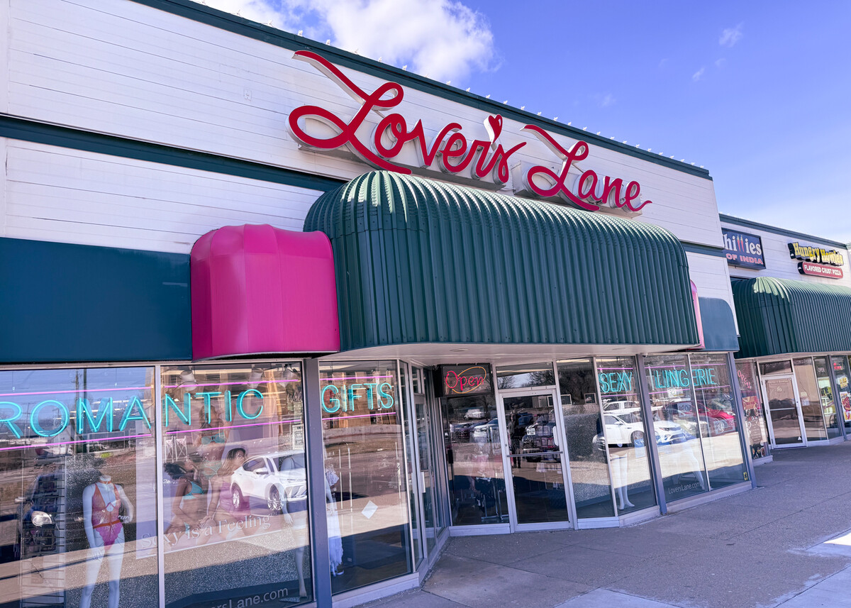 Images Lover's Lane - Sterling Heights