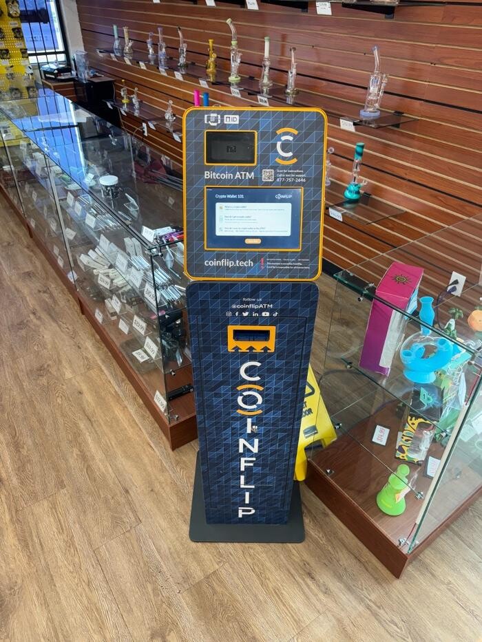 Images CoinFlip Bitcoin ATM - Vapor Maven - Council Bluffs (Council Bluffs)