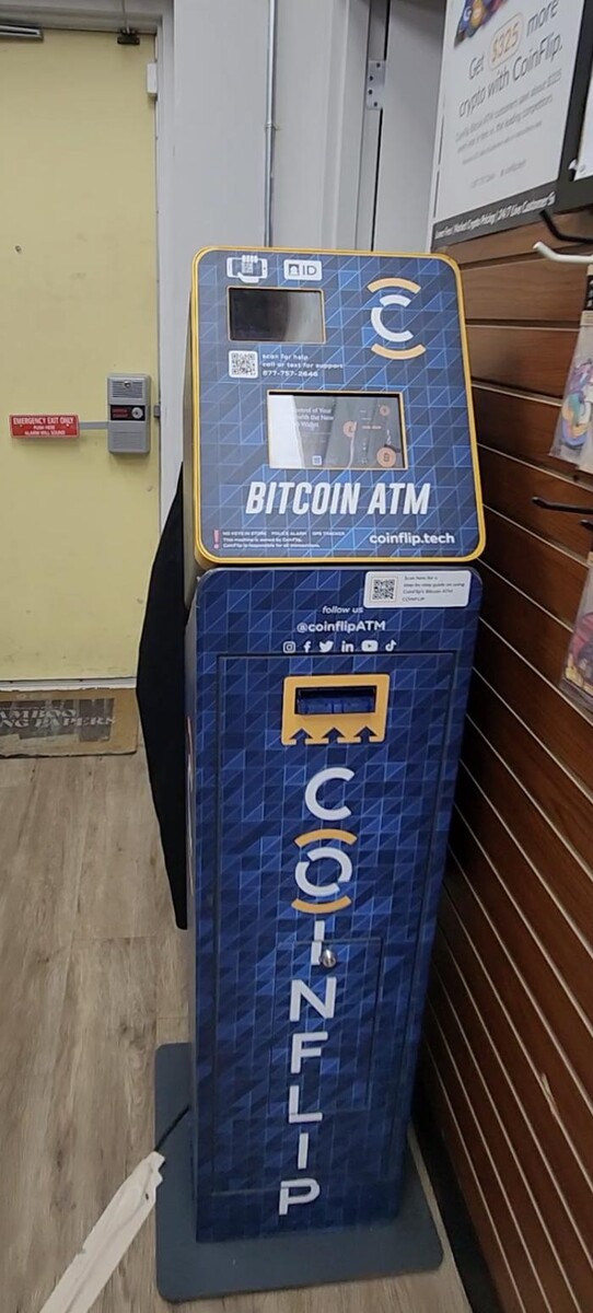 Images CoinFlip Bitcoin ATM - Vapor Maven - Springfield, IL. (Springfield)