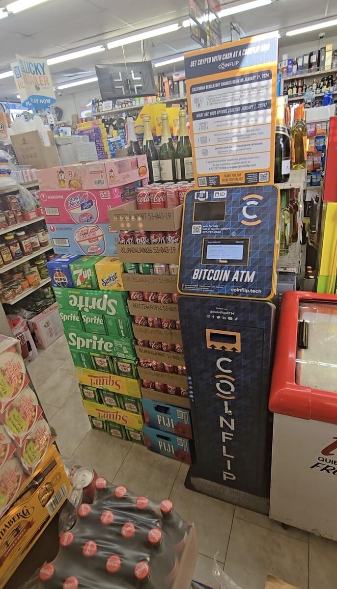 Images CoinFlip Bitcoin ATM - Confetti Liquor (Van Nuys)