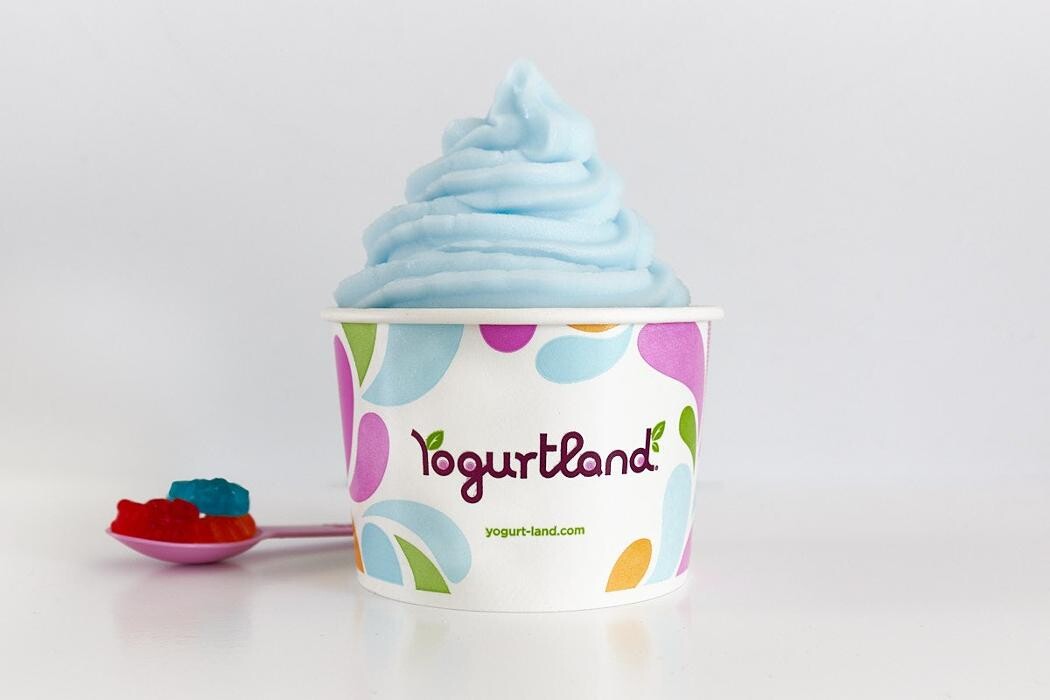 Images Yogurtland Montgomery Plaza