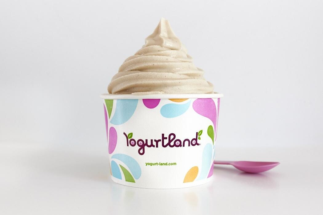 Images Yogurtland Montgomery Plaza