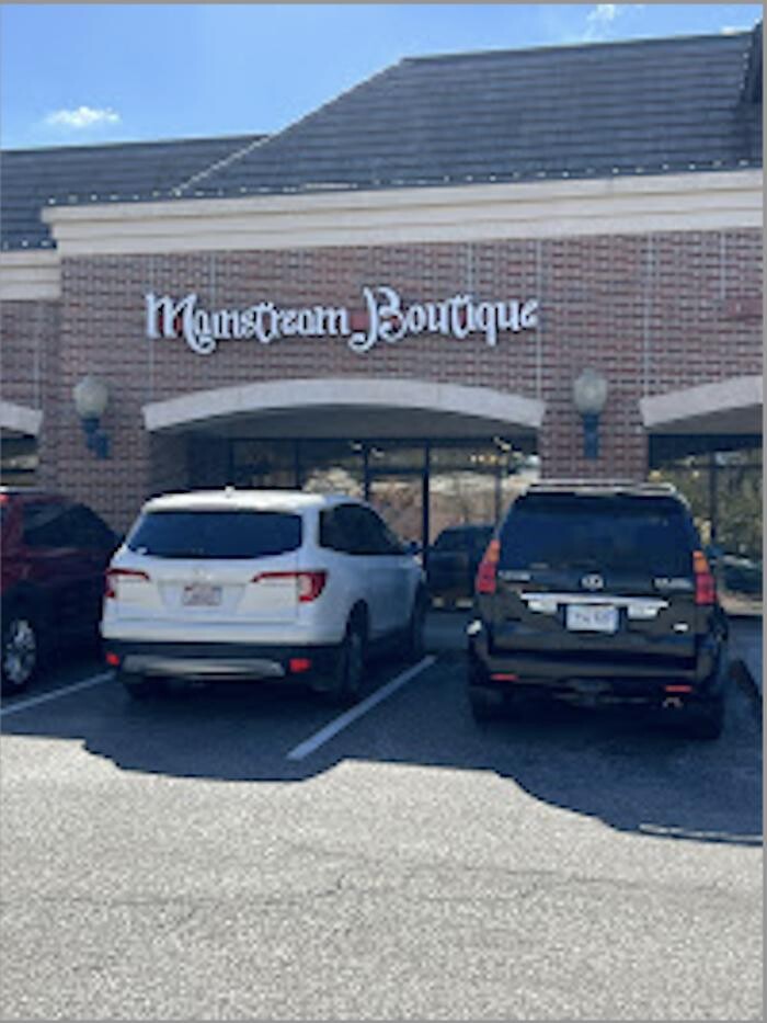 Images Mainstream Boutique Omaha