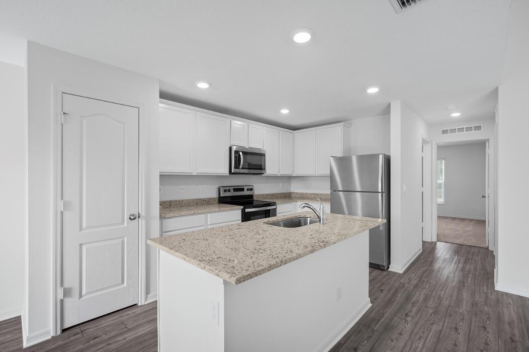 Images LGI Homes - Vero Lake Estates