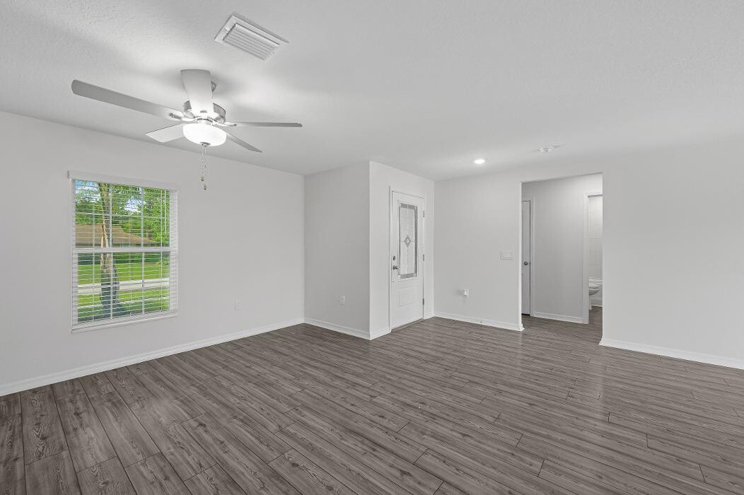 Images LGI Homes - Vero Lake Estates