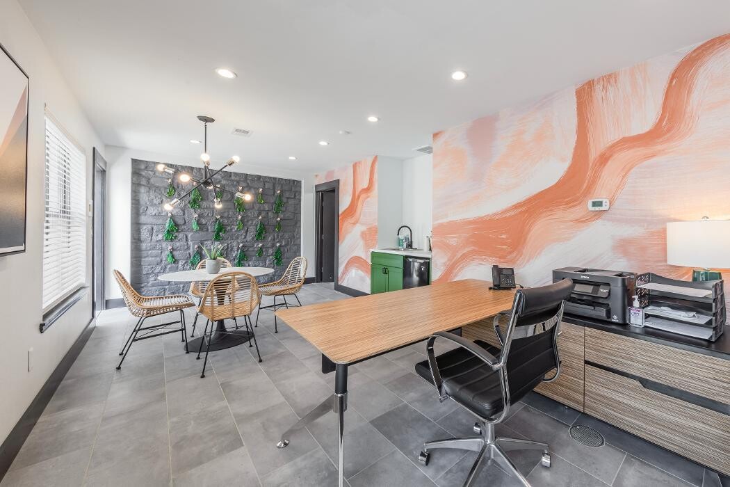 Images El Monty Apartments