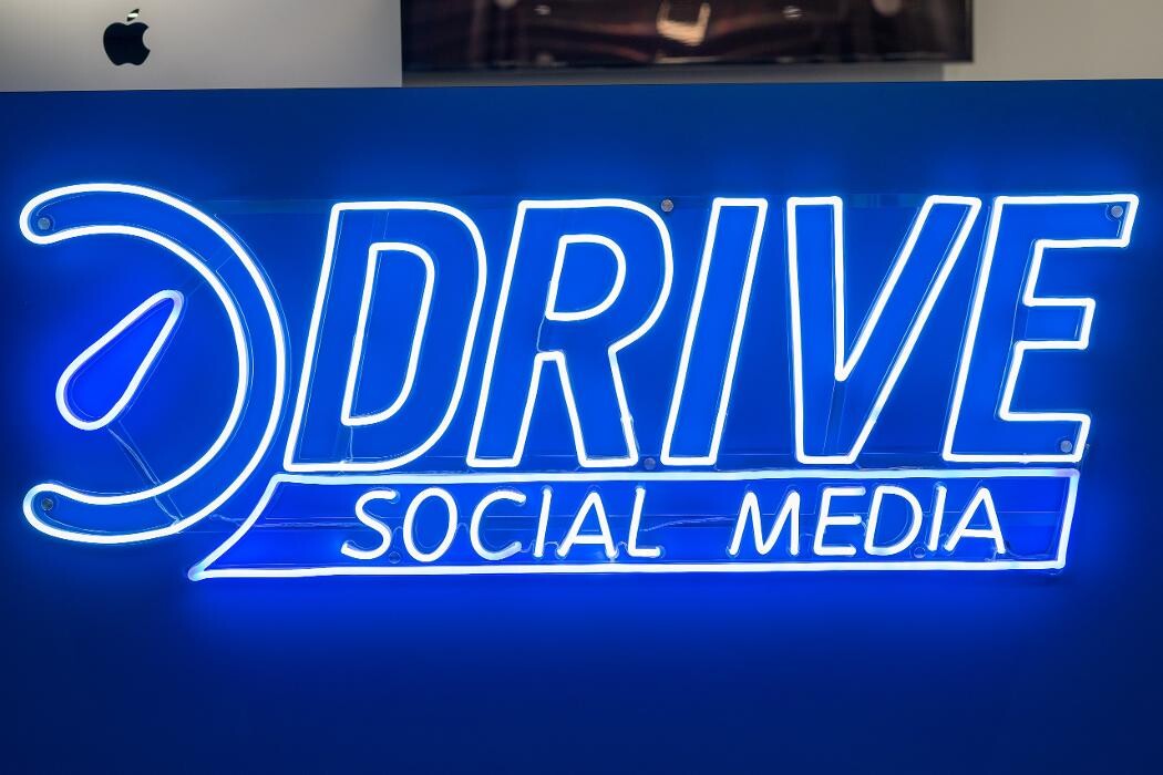 Images Drive Social Media