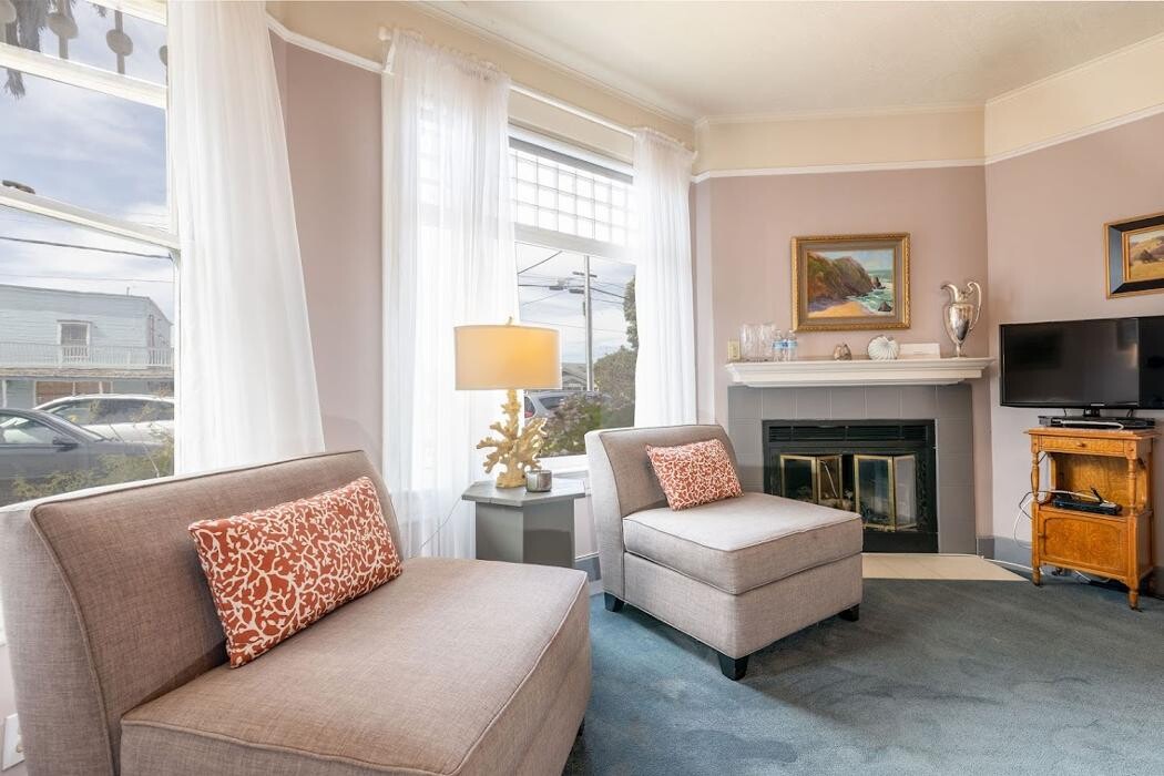 Images Nantucket Whale Inn