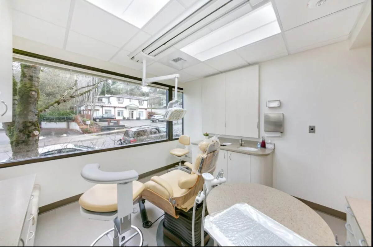 Images Carrie K. York, DDS