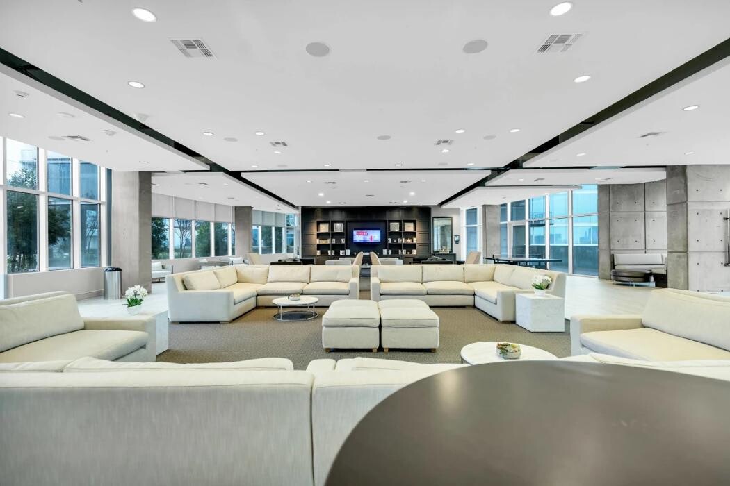 Images Allure Hermann Park at Med Center