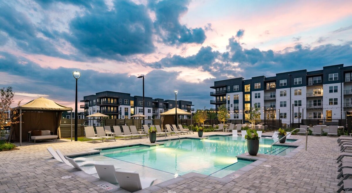Images Solis Gainesville