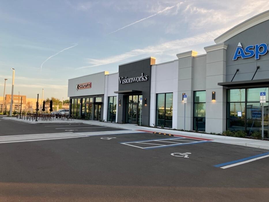 Images Visionworks Vista Palms