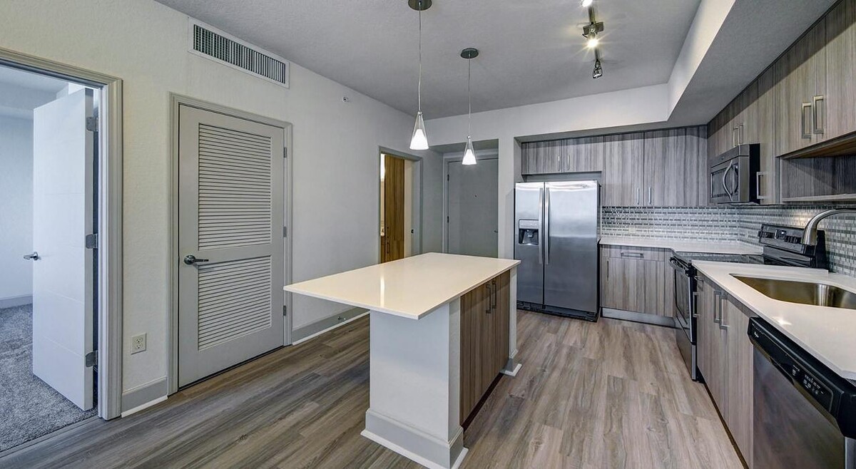 Images Loftin Place