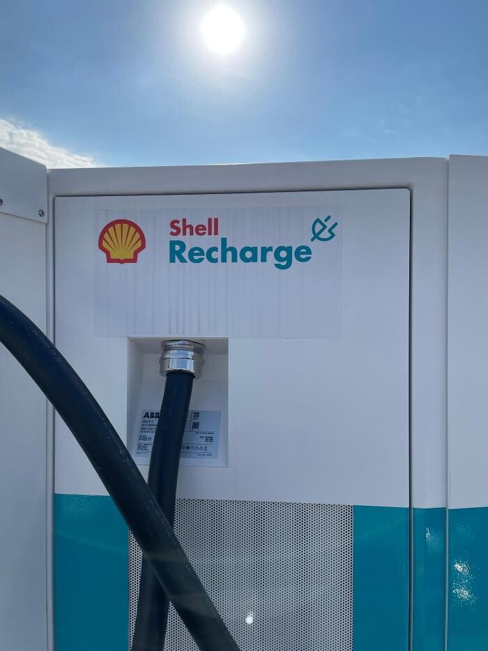 Images Shell Recharge Charging Station