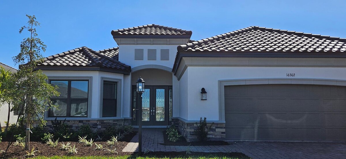 Images Judi Taulbee Team/Fine Properties