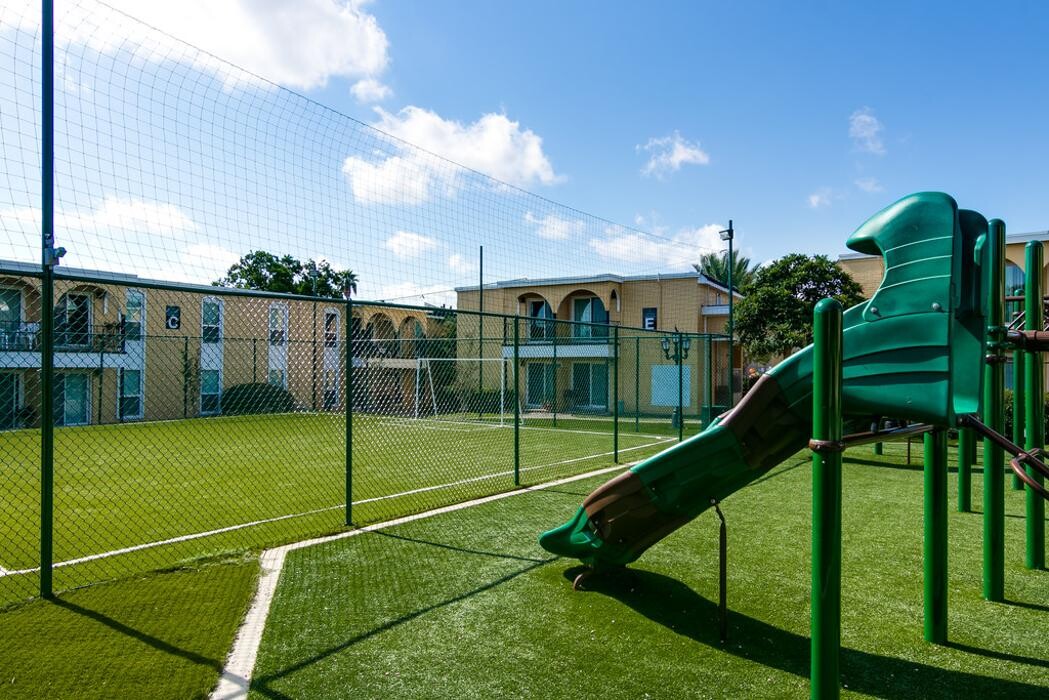 Images Palatia Apartment Homes