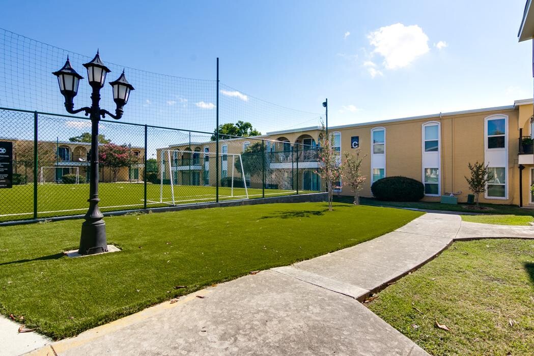 Images Palatia Apartment Homes