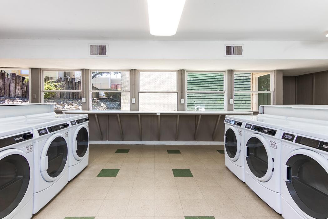 Images Palatia Apartment Homes