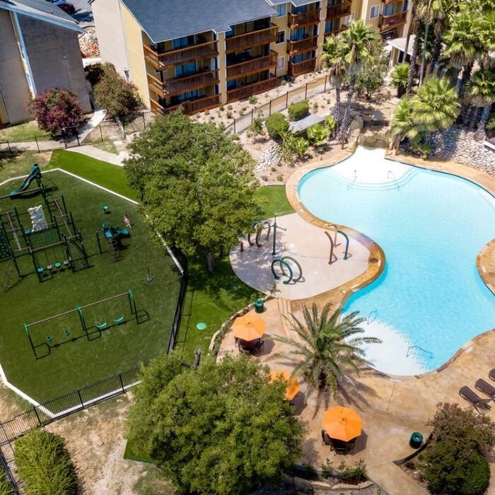 Images Palatia Apartment Homes