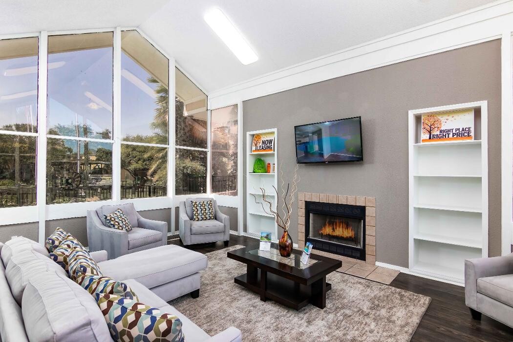 Images Palatia Apartment Homes