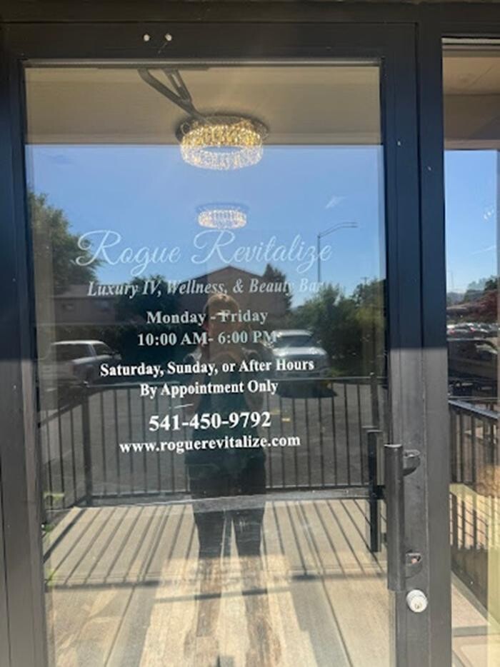 Images Rogue Revitalize - Luxury IV, Wellness, and Beauty Bar