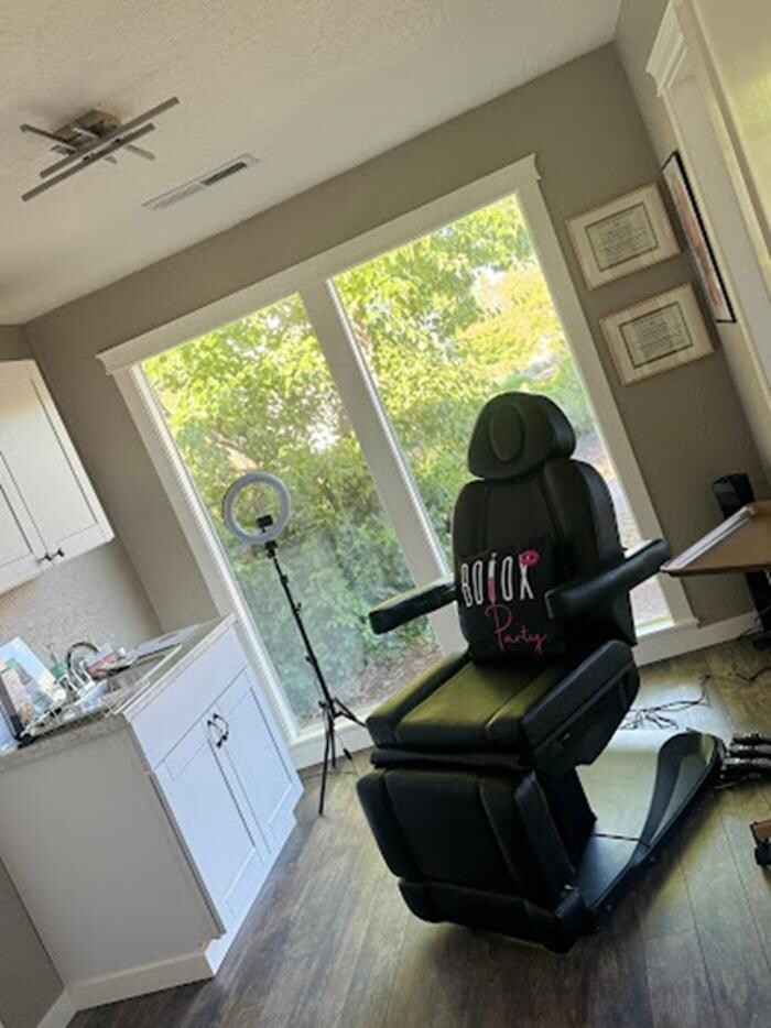 Images Rogue Revitalize - Luxury IV, Wellness, and Beauty Bar