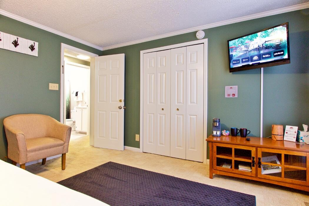 Images Clay Corner Inn Blacksburg