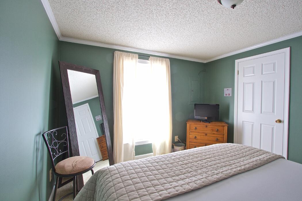 Images Clay Corner Inn Blacksburg