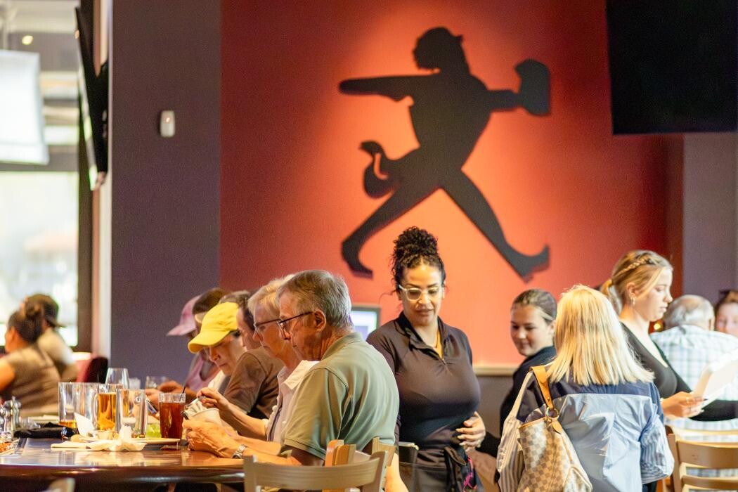 Images Stuft Pizza Bar & Grill