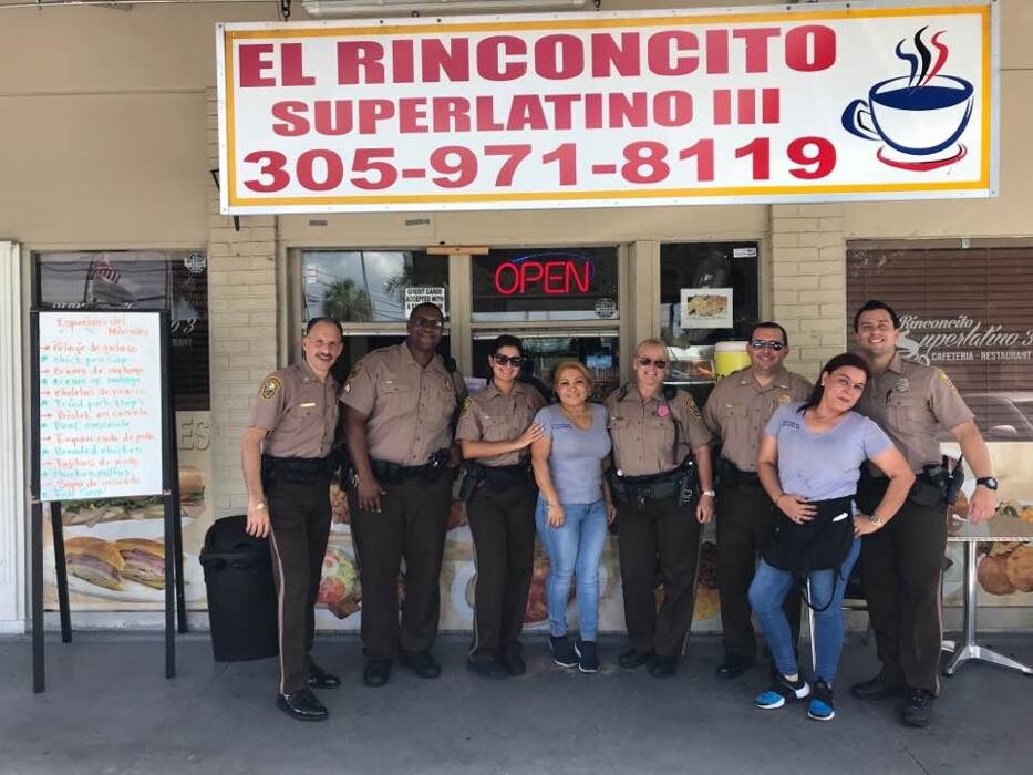 Images El Rinconcito SuperLatino III