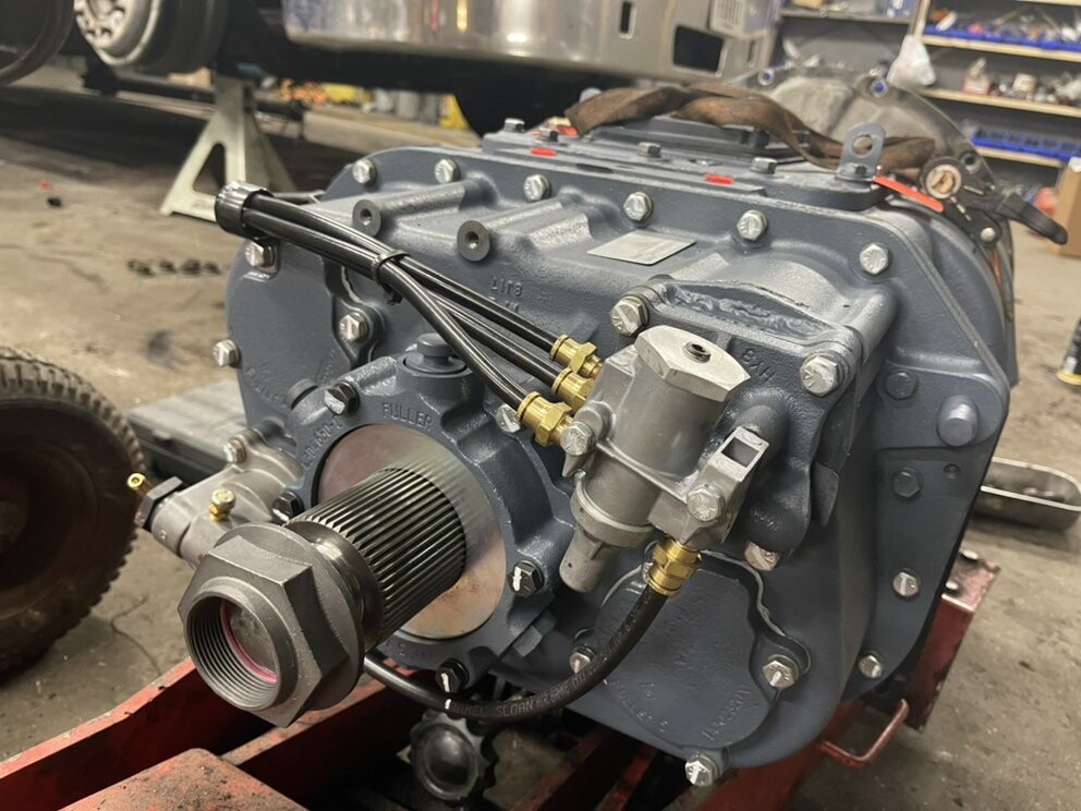 Images Reliable Truck Service