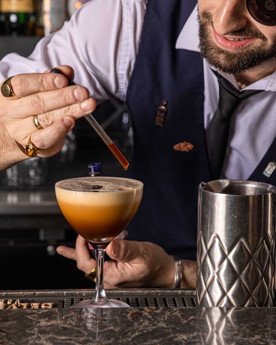 Images Harry's Side Bar