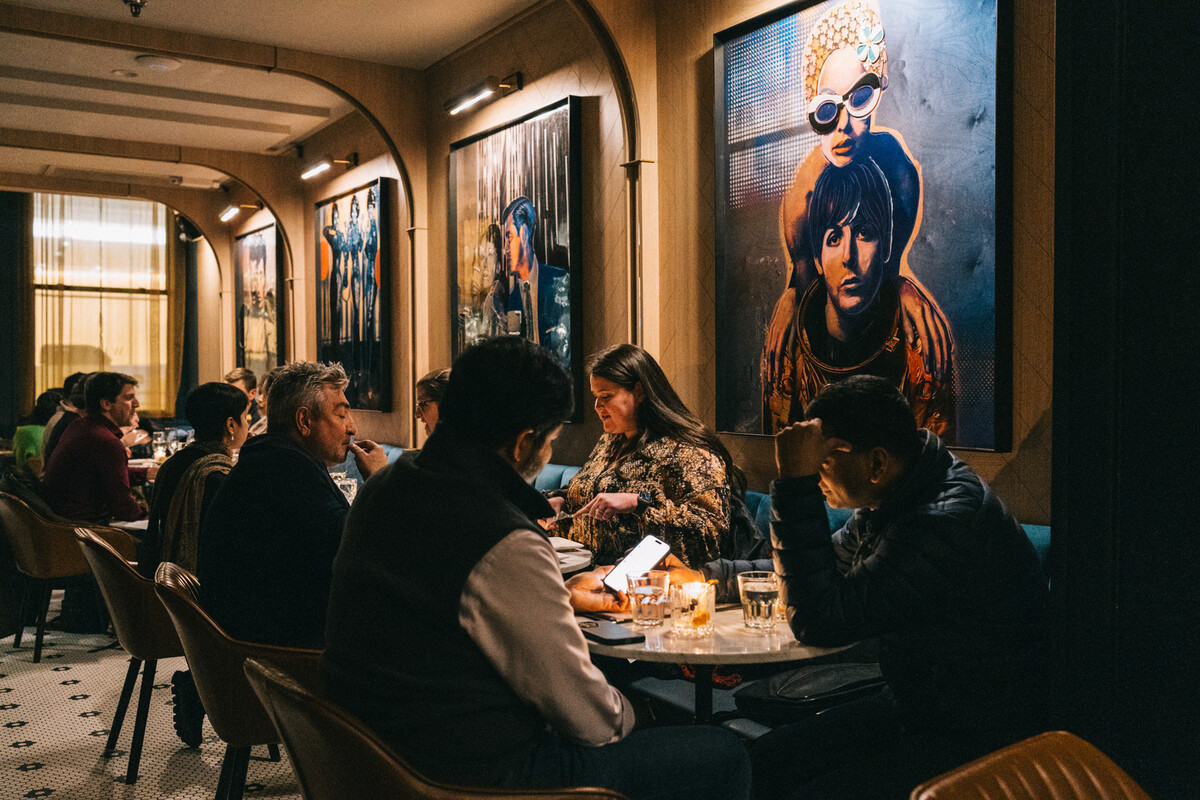 Images Harry's Side Bar