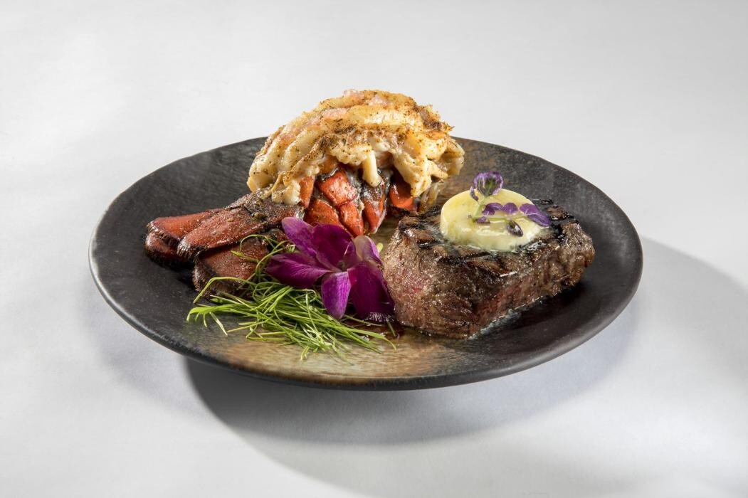 Images Garrison Oak Steakhouse