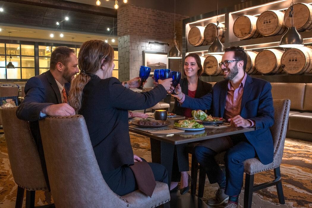 Images Garrison Oak Steakhouse