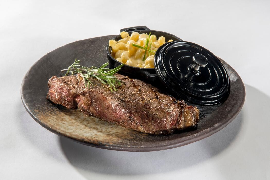 Images Garrison Oak Steakhouse